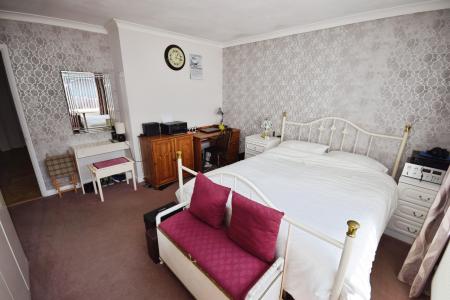 3 bedroom Detached bungalow for sale in West End, Hogsthorpe, PE24