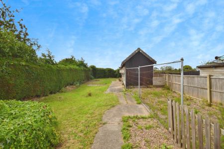 2 bedroom Detached bungalow for sale in Mill Lane, Hogsthorpe, PE24