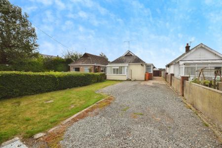 2 bedroom Detached bungalow for sale in Mill Lane, Hogsthorpe, PE24