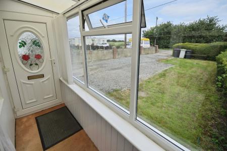 2 bedroom Detached bungalow for sale in Mill Lane, Hogsthorpe, PE24