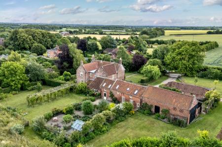 7 bedroom Detached house for sale in Mill Lane, Welton-Le-Marsh, PE23