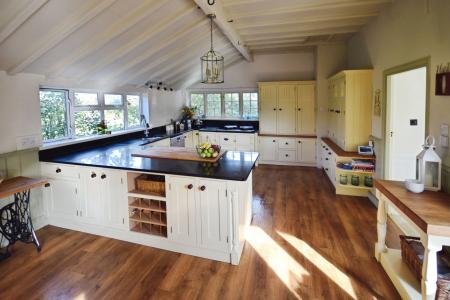 7 bedroom Detached house for sale in Mill Lane, Welton-Le-Marsh, PE23