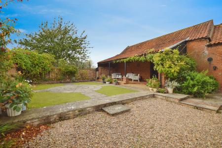 7 bedroom Detached house for sale in Mill Lane, Welton-Le-Marsh, PE23