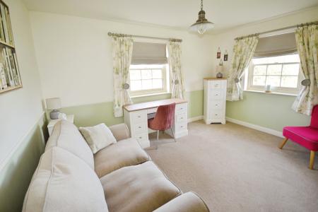 7 bedroom Detached house for sale in Mill Lane, Welton-Le-Marsh, PE23