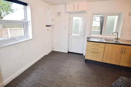 2 bedroom Semi-detached house for sale in George Avenue, Skegness, PE25