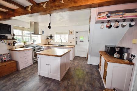 3 bedroom Semi-detached house for sale in Gunby Road, Orby, PE24