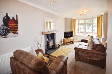 5 bedroom Detached house for sale in Drummond Road, Skegness, PE25