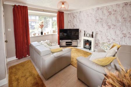 2 bedroom Semi-detached house for sale in The Drive, Skegness, PE25