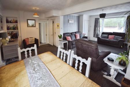 4 bedroom Semi-detached house for sale in Dormy Avenue, Winthorpe, PE25