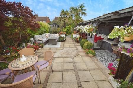 4 bedroom Semi-detached house for sale in Dormy Avenue, Winthorpe, PE25