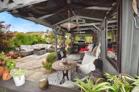 4 bedroom Semi-detached house for sale in Dormy Avenue, Winthorpe, PE25