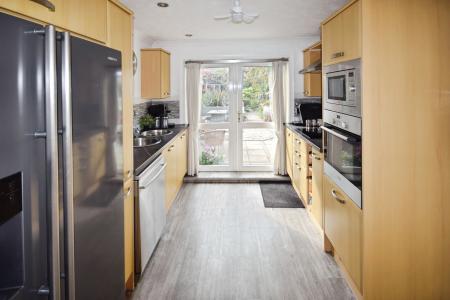 4 bedroom Semi-detached house for sale in Dormy Avenue, Winthorpe, PE25