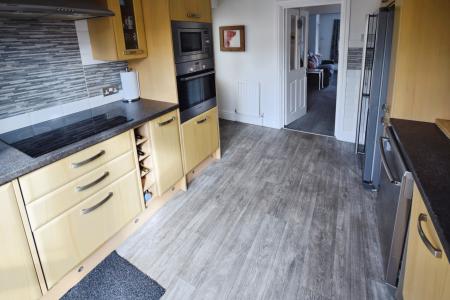 4 bedroom Semi-detached house for sale in Dormy Avenue, Winthorpe, PE25