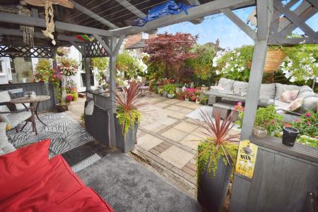 4 bedroom Semi-detached house for sale in Dormy Avenue, Winthorpe, PE25