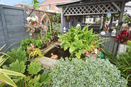 4 bedroom Semi-detached house for sale in Dormy Avenue, Winthorpe, PE25