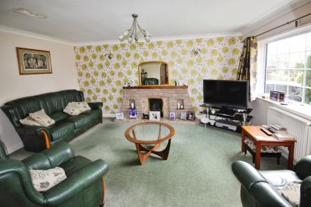 3 bedroom Detached bungalow for sale in Hall Lane, Burgh Le Marsh, PE24