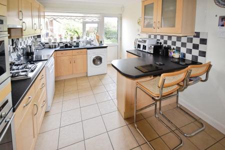 3 bedroom Detached bungalow for sale in Hall Lane, Burgh Le Marsh, PE24