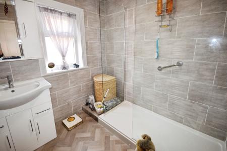 4 bedroom Detached house for sale in Wilford Grove, Skegness, PE25