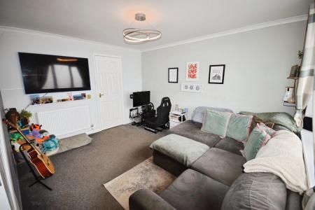 2 bedroom Semi-detached house for sale in Talbot Close, Spilsby, PE23