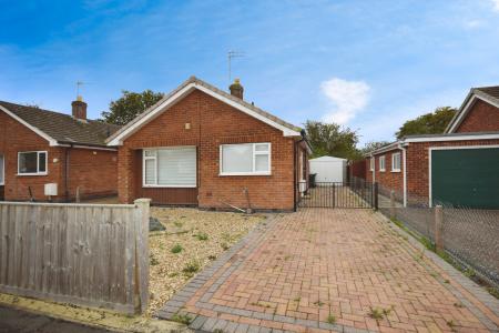 2 bedroom Bungalow for sale in Swaby Crescent, Skegness, PE25