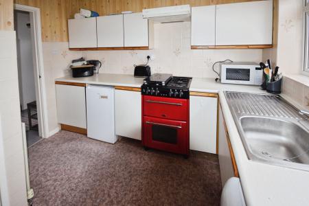 2 bedroom Bungalow for sale in Swaby Crescent, Skegness, PE25