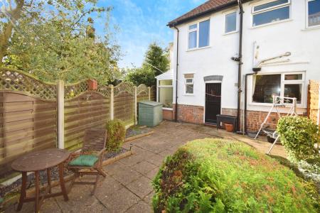 5 bedroom Semi-detached house for sale in Drummond Road, Skegness, PE25