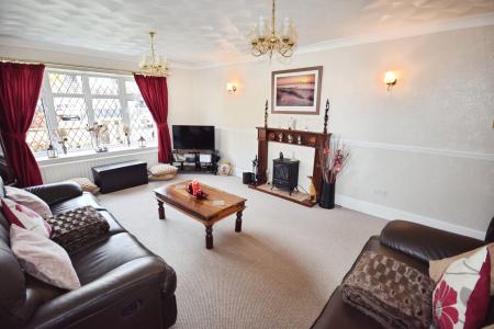 4 bedroom Detached house for sale in Park Avenue, Skegness, PE25