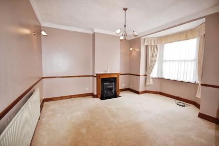 2 bedroom Flat for sale in Lumley Avenue, Skegness, PE25