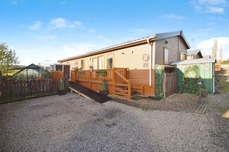 2 bedroom Park home for sale in Hagnaby Road, Old Bolingbroke, PE23