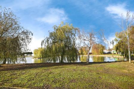 2 bedroom Park home for sale in Kingfisher Drive, Skegness, PE25