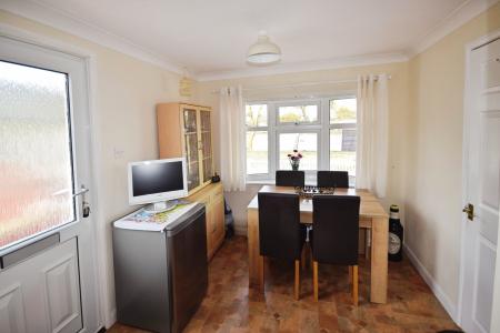 2 bedroom Park home for sale in Kingfisher Drive, Skegness, PE25