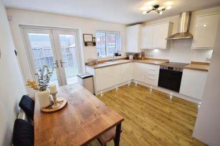 2 bedroom Terraced House for sale in Normanby Road, Skegness, PE25