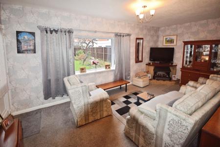 4 bedroom Detached house for sale in Firbeck Avenue, Skegness, PE25