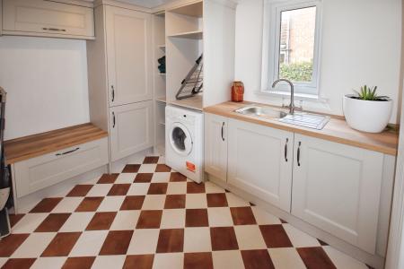 6 bedroom Detached house for sale in Sandbeck Avenue, Skegness, PE25