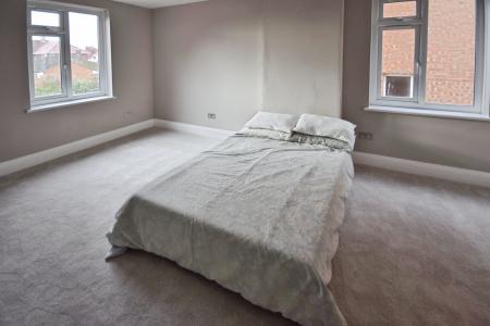 6 bedroom Detached house for sale in Sandbeck Avenue, Skegness, PE25