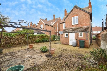 6 bedroom Detached house for sale in Sandbeck Avenue, Skegness, PE25