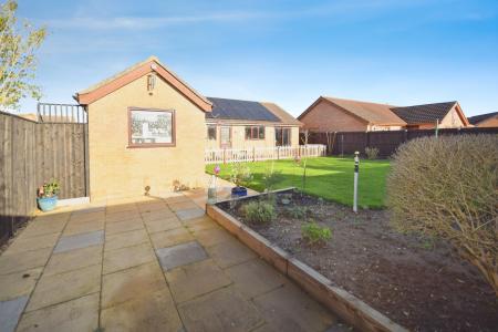 2 bedroom Bungalow for sale in Thames Close, Hogsthorpe, PE24