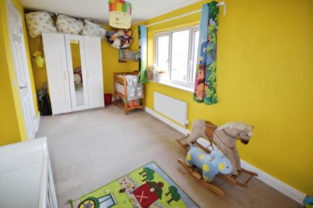 2 bedroom Semi-detached house for sale in Rowland Way, Skegness, PE25