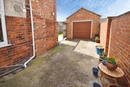 4 bedroom Semi-detached house for sale in Church Lane, Skegness, PE25