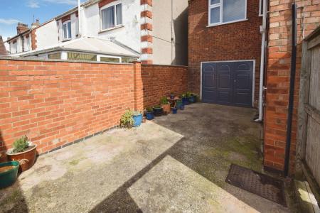 4 bedroom Semi-detached house for sale in Church Lane, Skegness, PE25