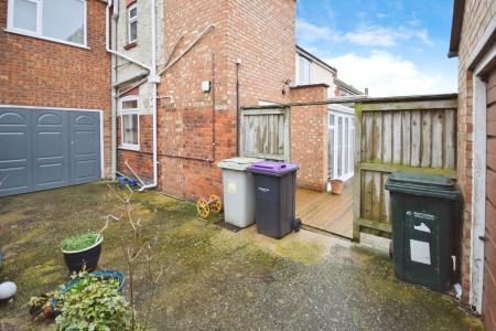 4 bedroom Semi-detached house for sale in Church Lane, Skegness, PE25