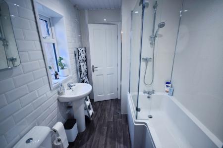 4 bedroom Semi-detached house for sale in Church Lane, Skegness, PE25