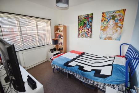 3 bedroom End of terrace house for sale in Churchill Avenue, Skegness, PE25