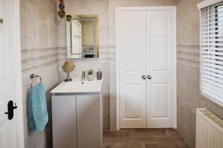 2 bedroom Park home for sale in Kelsey Woods Country Park, Monksthorpe, PE23