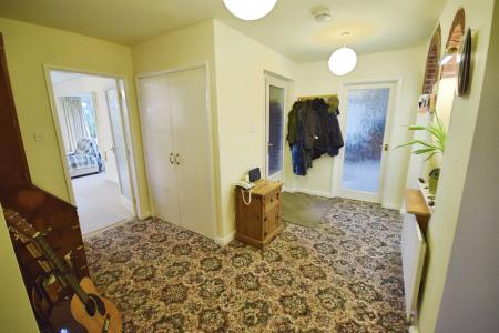 4 bedroom Bungalow for sale in Wainfleet Road, Irby In The Marsh, PE24