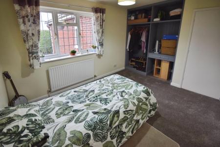 4 bedroom Bungalow for sale in Wainfleet Road, Irby In The Marsh, PE24