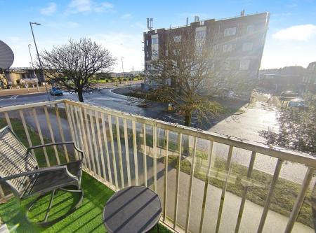 2 bedroom Flat for sale in North Parade, Skegness, PE25