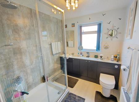 2 bedroom Flat for sale in North Parade, Skegness, PE25