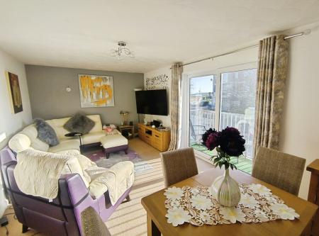 2 bedroom Flat for sale in North Parade, Skegness, PE25