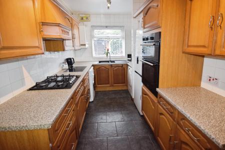 4 bedroom Terraced House for sale in Robin Hood Road, Skegness, PE25